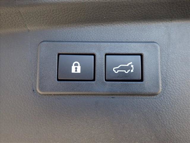 Certified 2025 Subaru Outback Premium AWD/4WD image 9