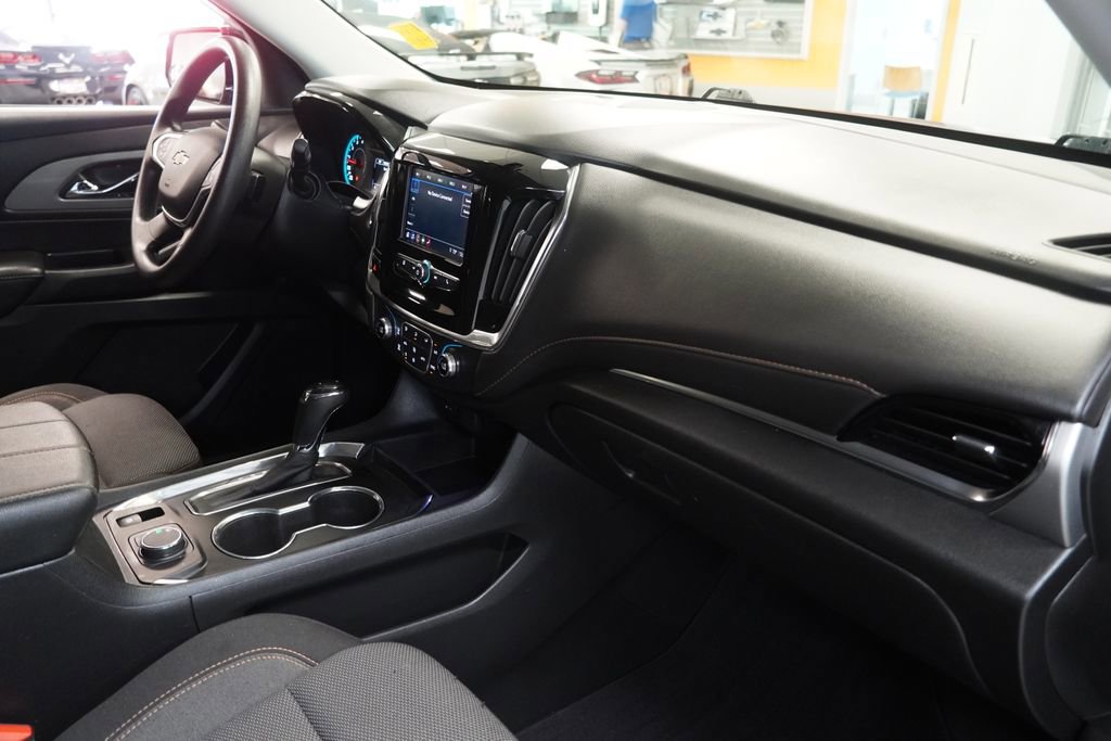 Used 2020 Chevrolet Traverse LS w/ LPO, Floor Liner Package FWD image 29