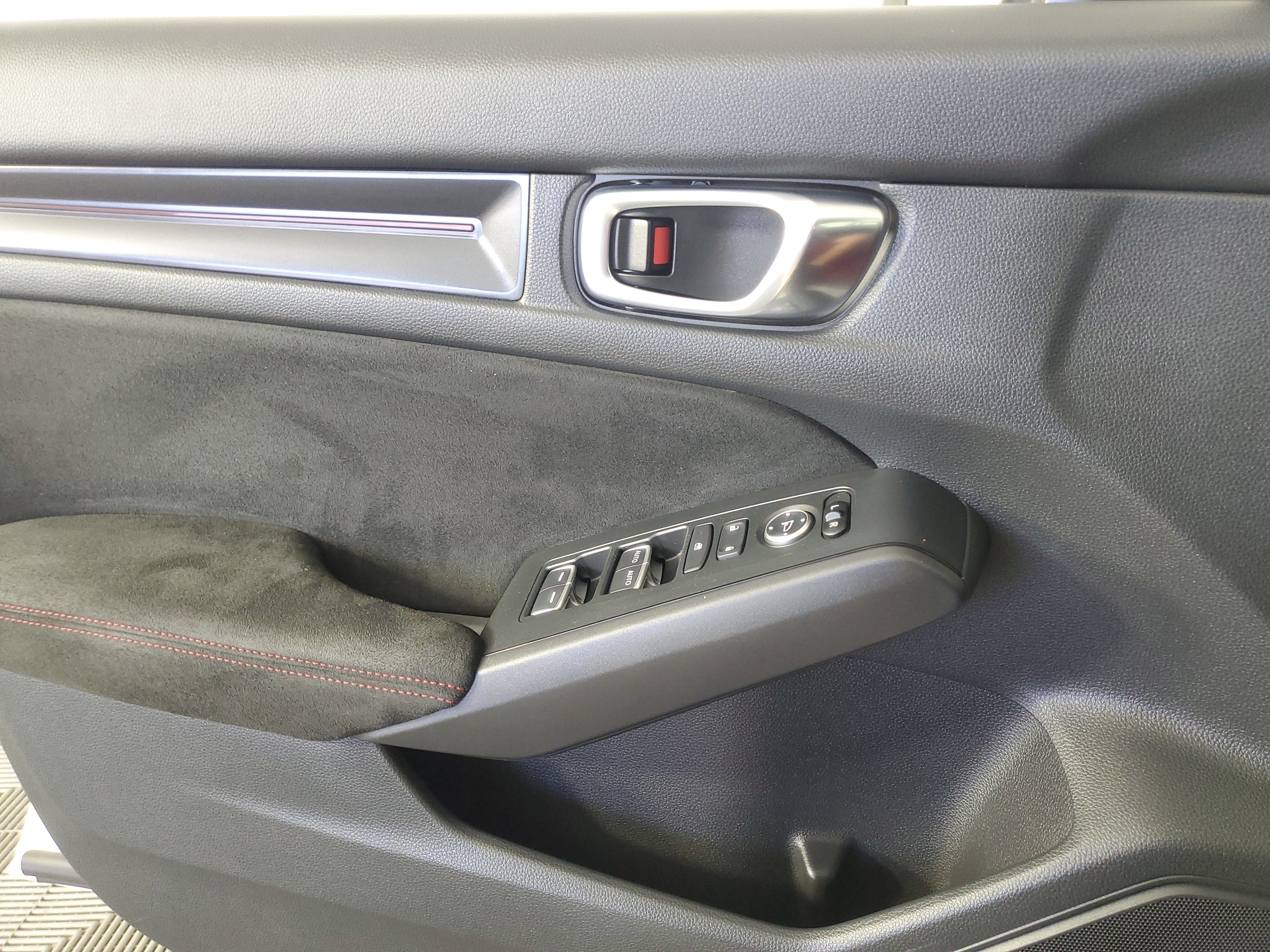Used 2024 Honda Civic Type R image 35