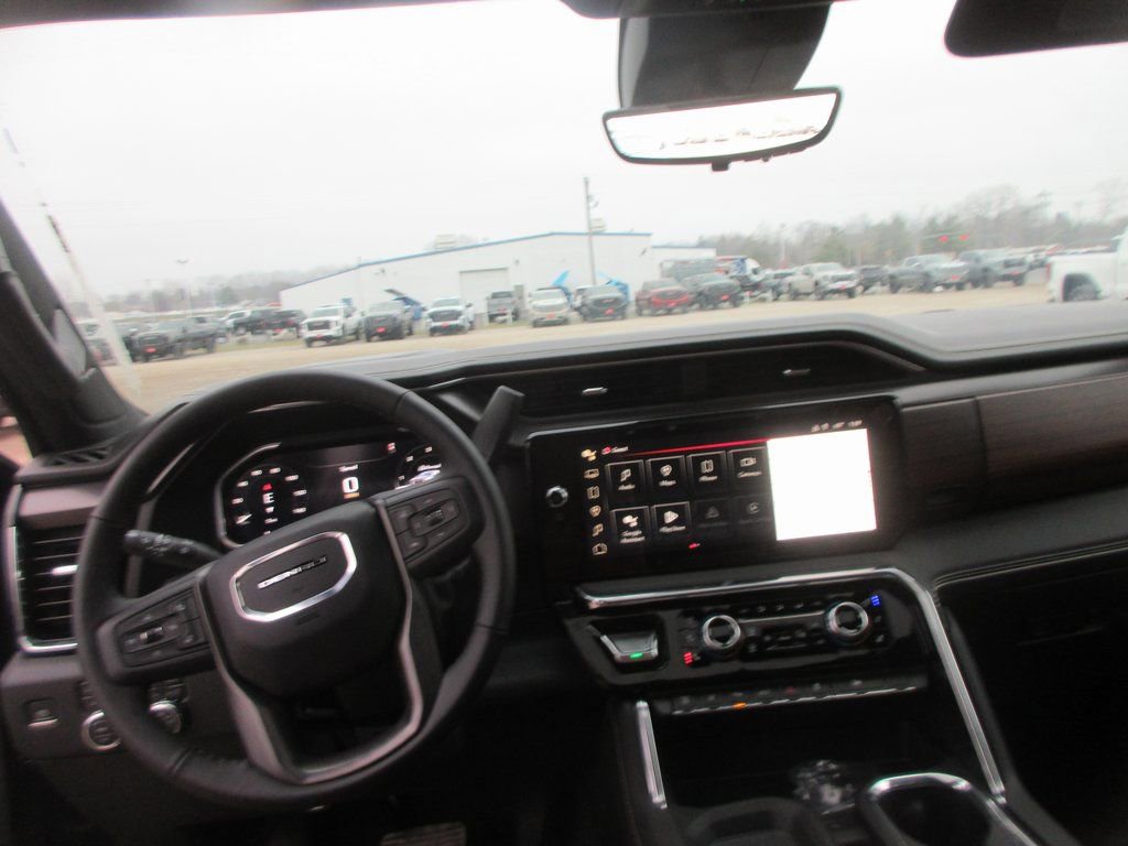 New 2026 GMC Sierra 3500 Denali Ultimate image 17