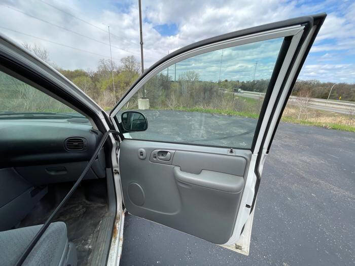 Used 2006 Dodge Grand Caravan w/ PWR Convenience Group FWD image 28