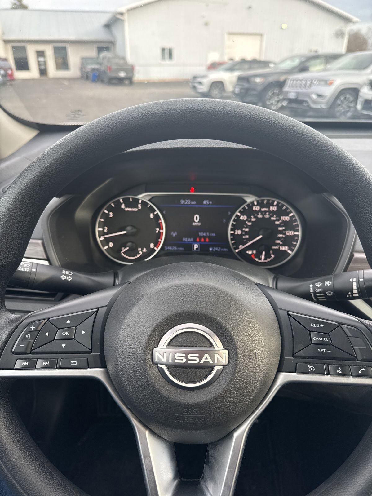 Used 2024 Nissan Altima 2.5 SV image 12