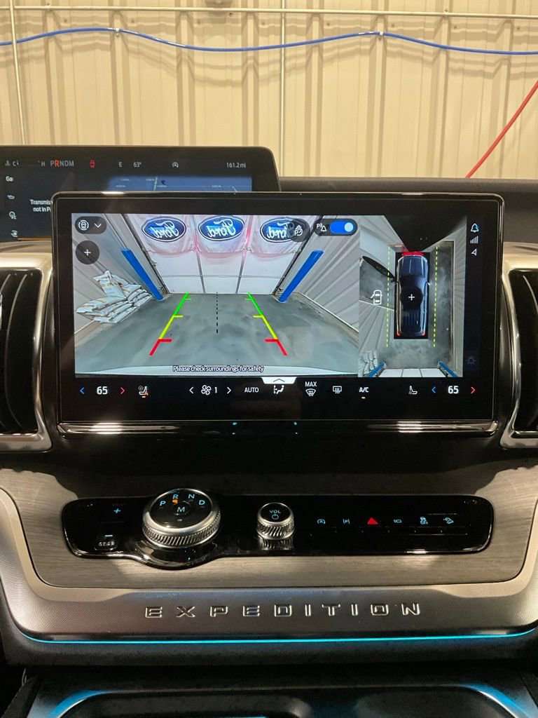 New 2025 Ford Expedition Max Platinum image 22