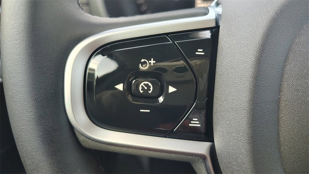 New 2026 Volvo XC90 B6 Ultra image 17