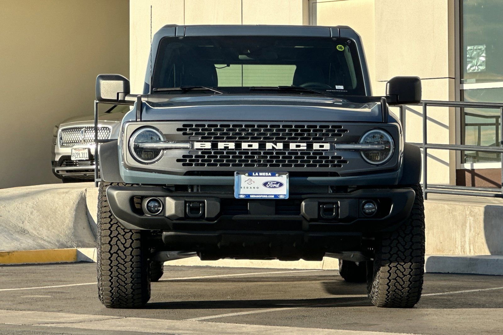 New 2025 Ford Bronco Badlands w/ Sasquatch Package image 8