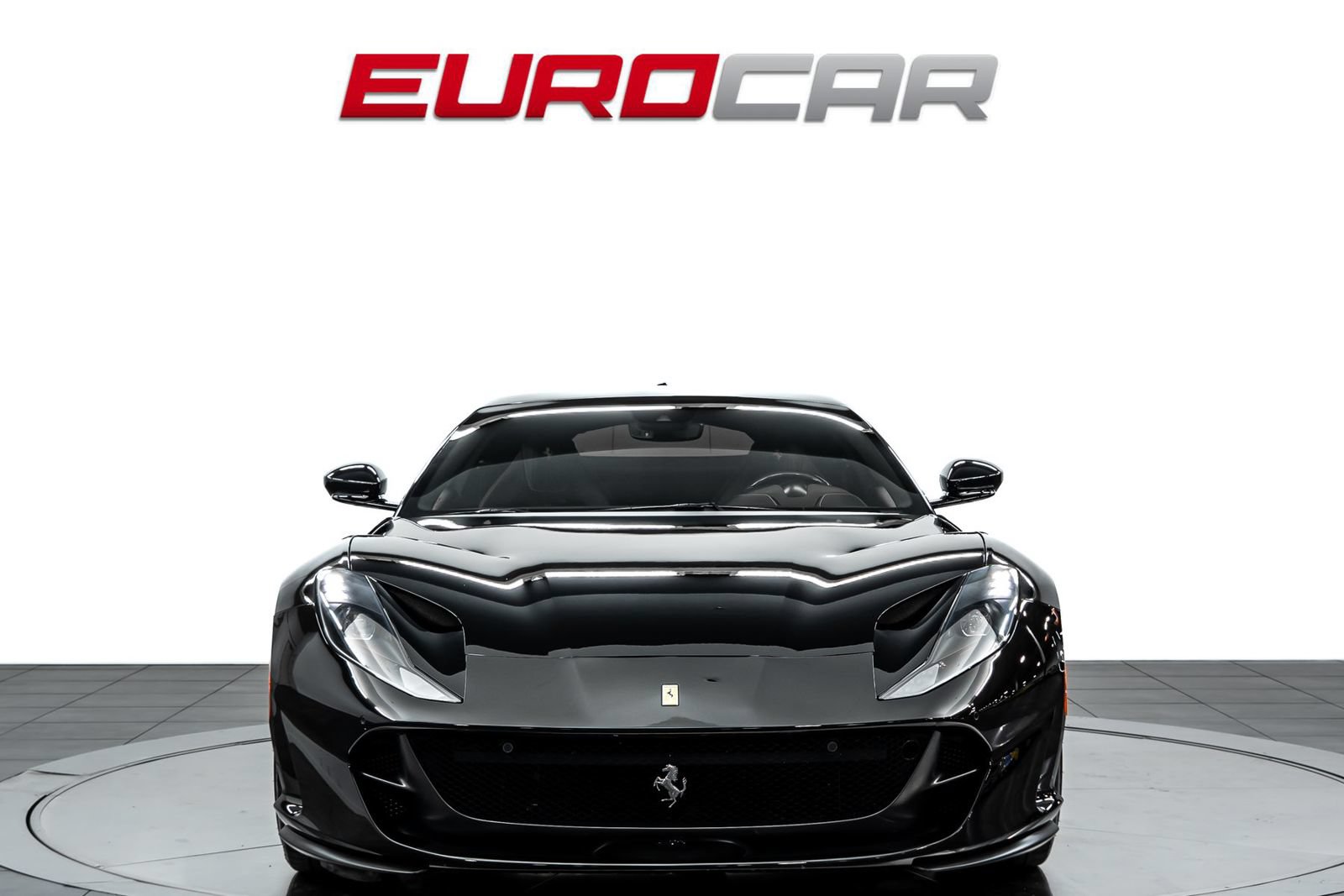 Used 2020 Ferrari 812 Superfast RWD image 8