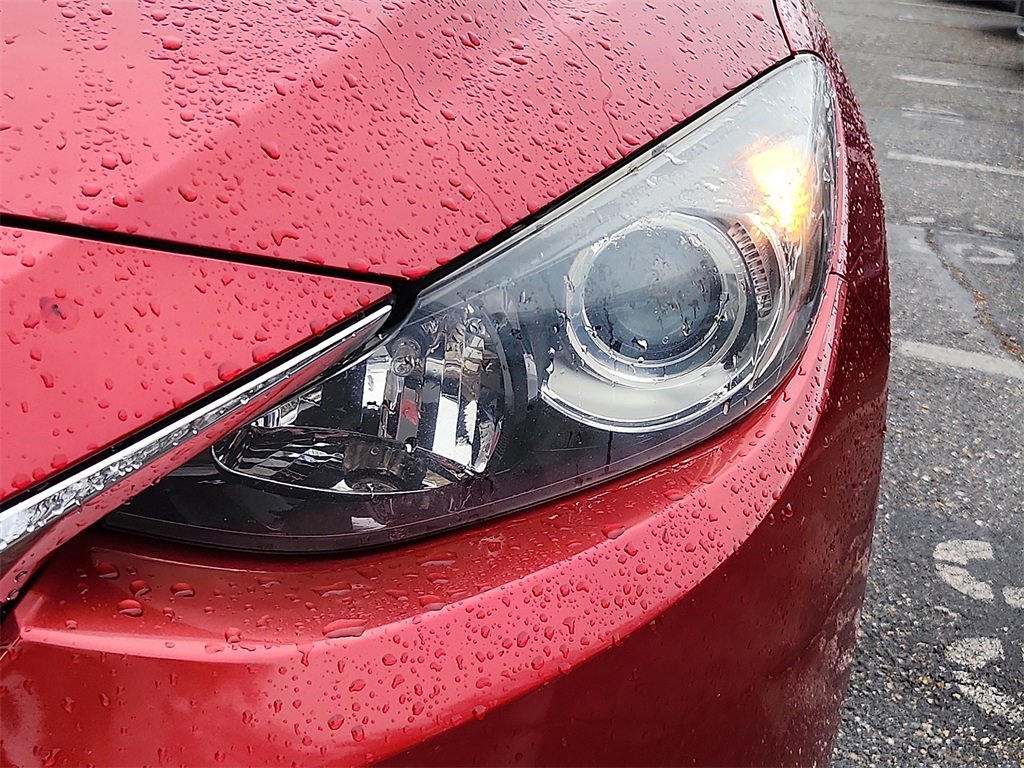 Used 2014 MAZDA MAZDA3 i Touring image 9