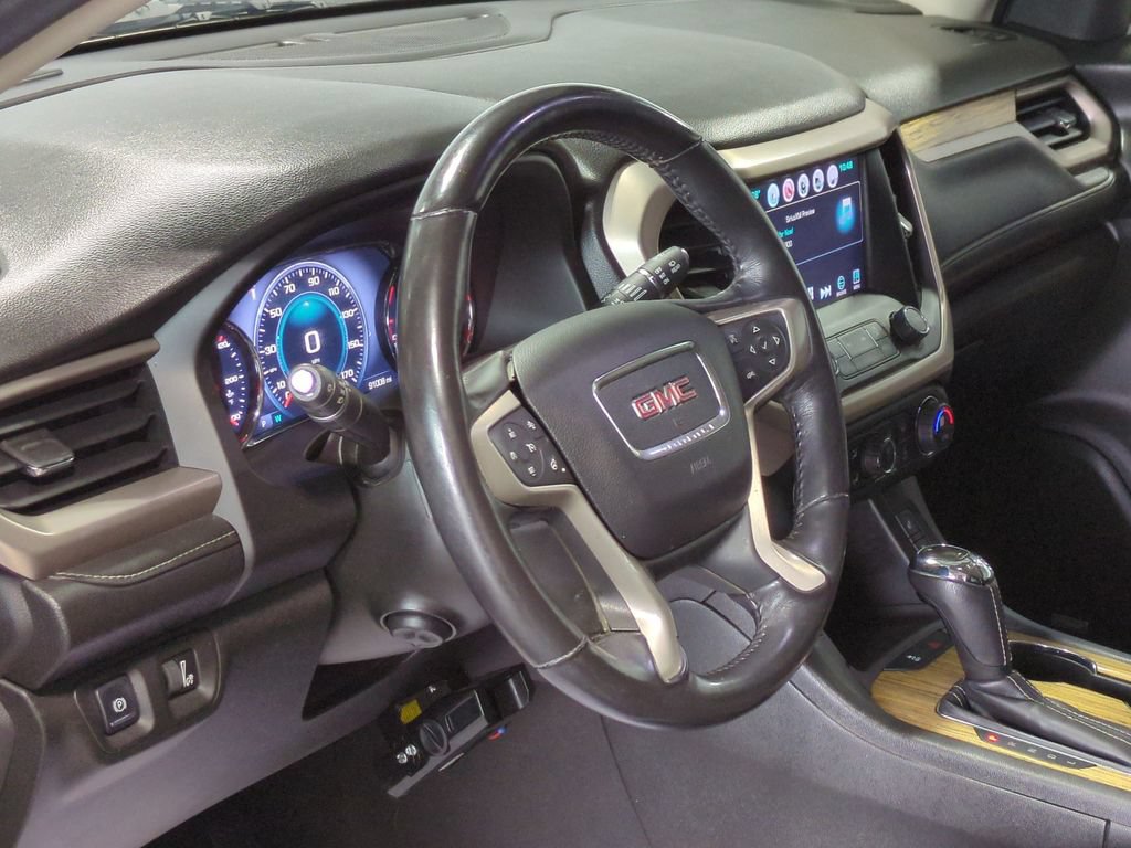Used 2017 GMC Acadia Denali w/ Technology Package AWD/4WD image 12