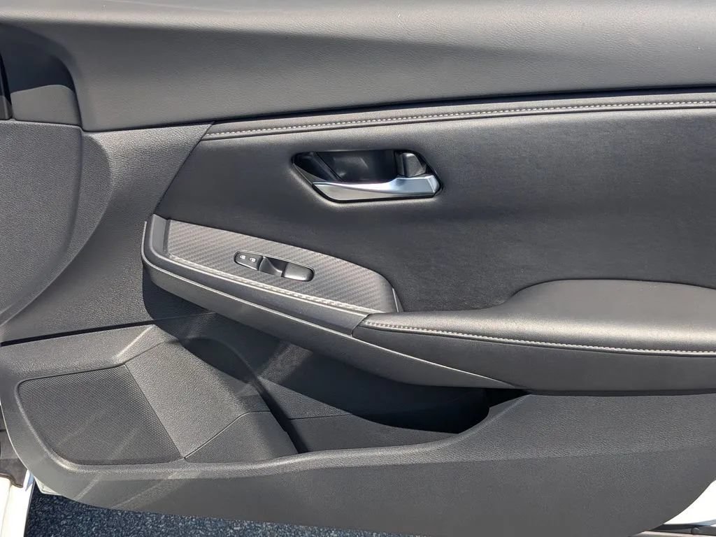 Certified 2023 Nissan Sentra S FWD image 13