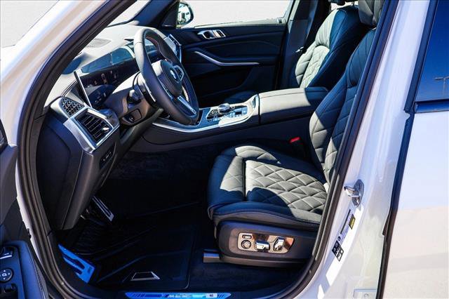 New 2026 BMW X5 M60i w/ Executive Package AWD/4WD image 12