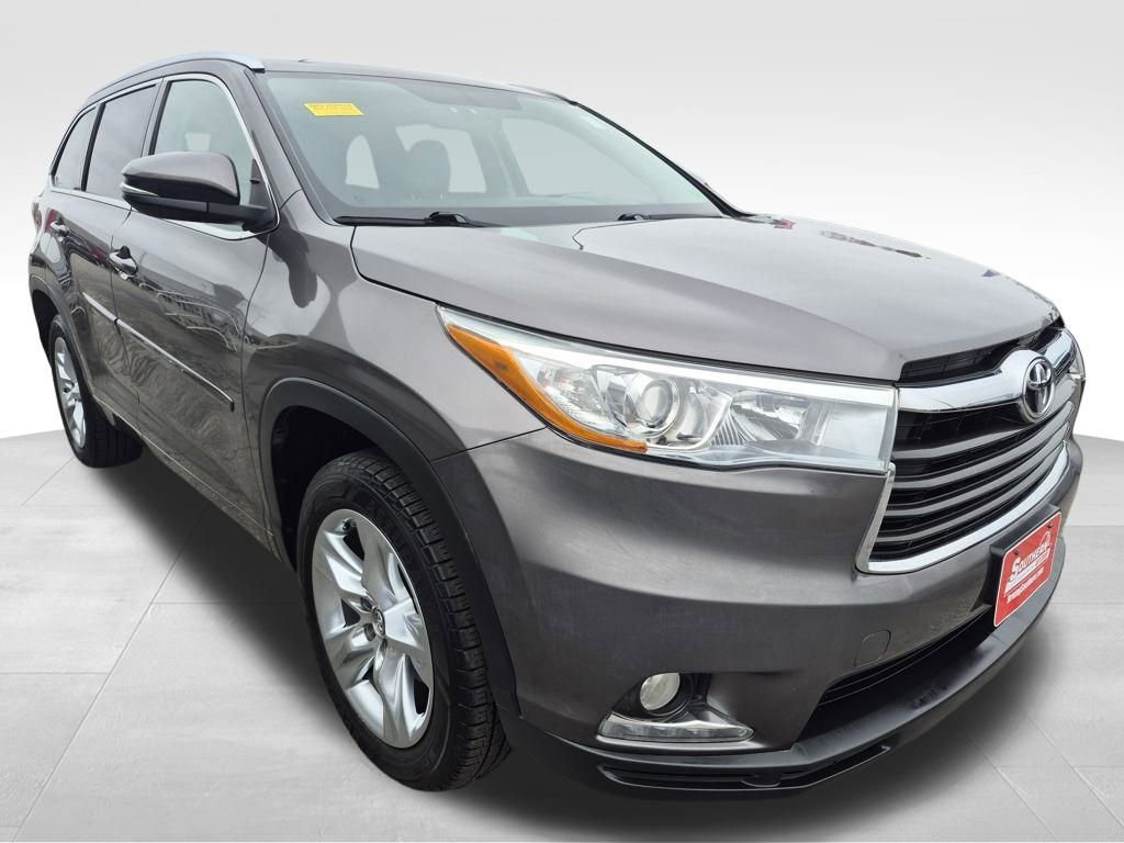 Used 2016 Toyota Highlander Limited image 6