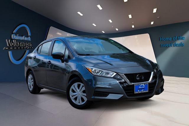 Used 2021 Nissan Versa S image 3