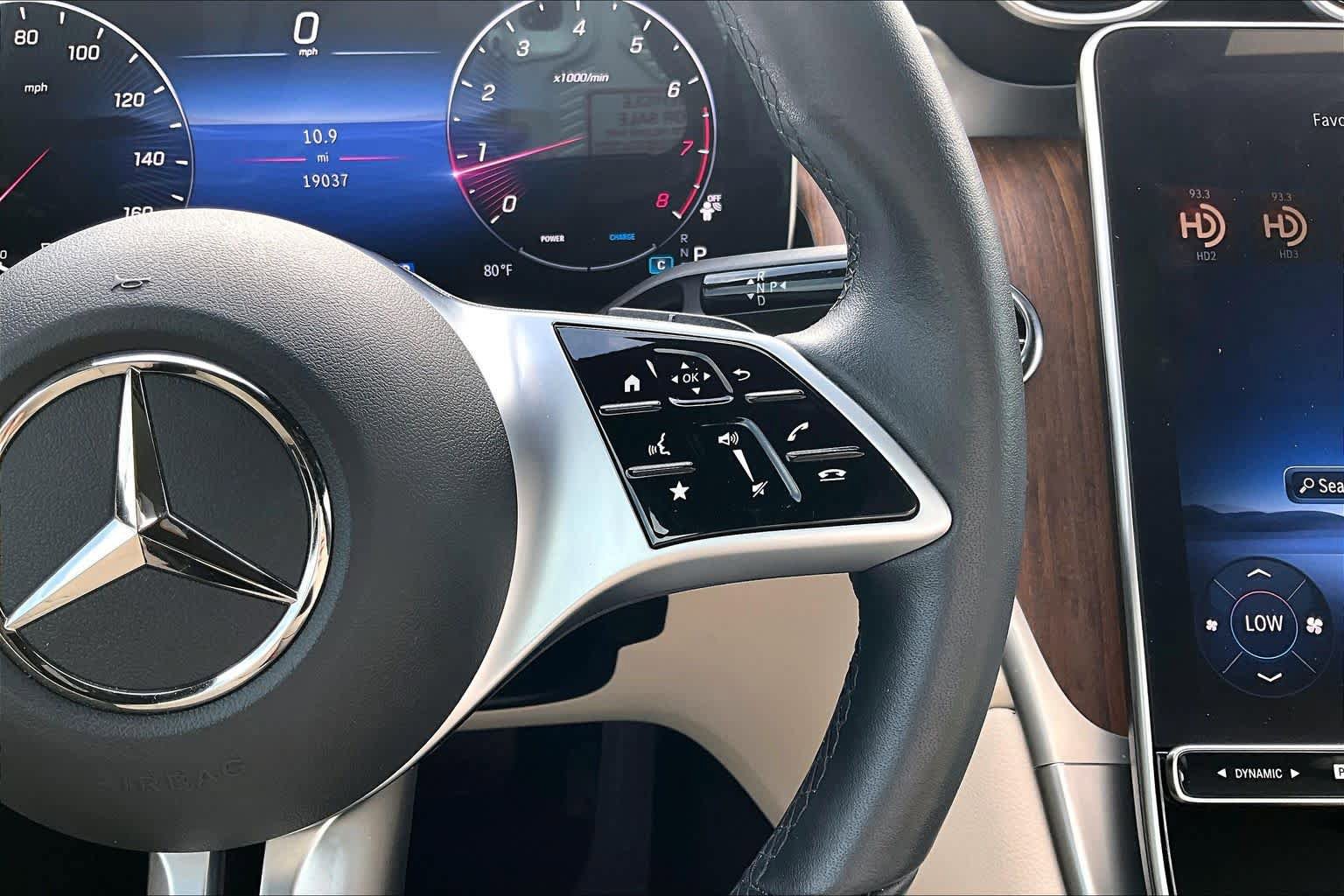 Certified 2024 Mercedes-Benz GLC 300 4MATIC image 25