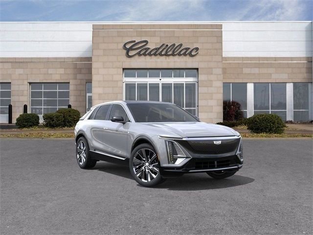 New 2025 Cadillac Lyriq Luxury RWD image 1