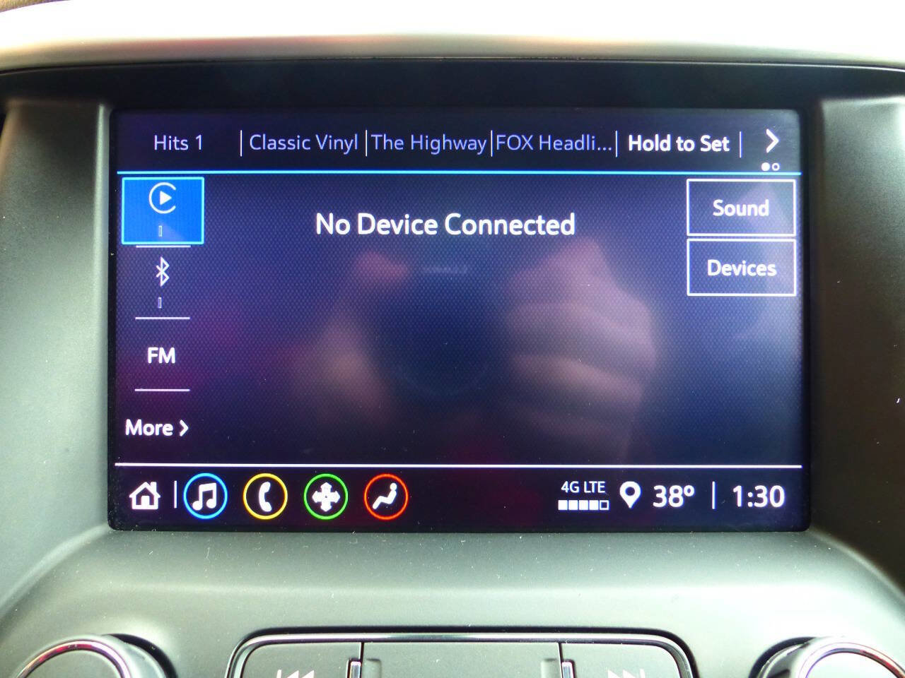 Used 2021 GMC Acadia SLE w/ Driver Convenience Package FWD image 28