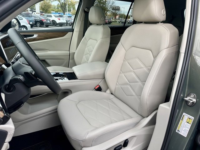 New 2026 Volkswagen Atlas SE image 13