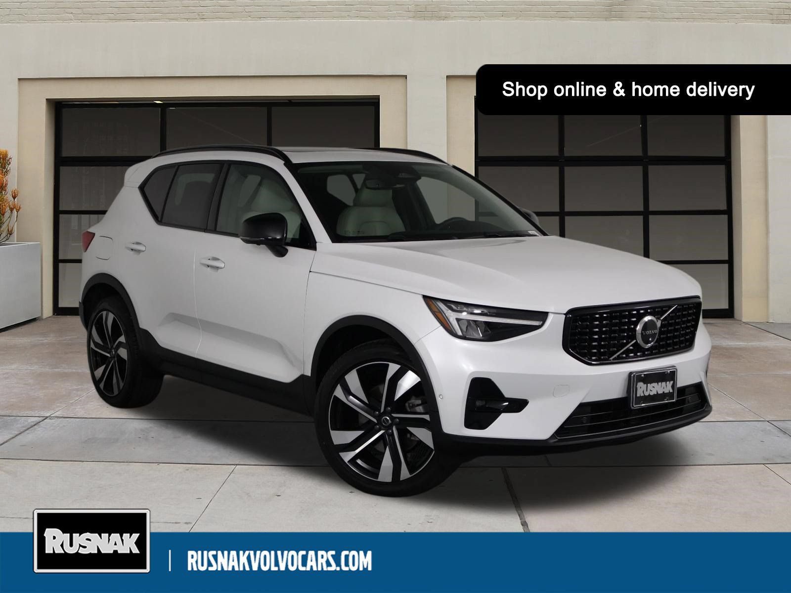 Used 2023 Volvo XC40 B5 Ultimate w/ Climate Package
