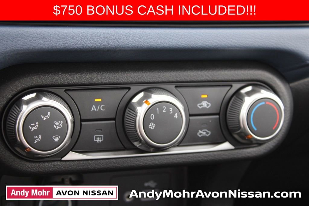 New 2025 Nissan Versa SV w/ Trunk Package image 22