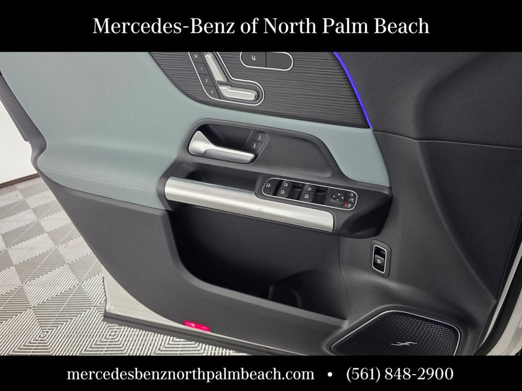 New 2026 Mercedes-Benz GLA 35 AMG 4MATIC image 16