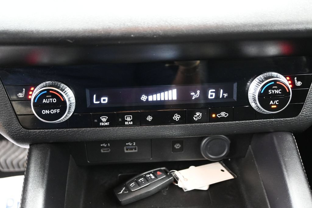 Used 2022 Mitsubishi Outlander SE FWD image 27