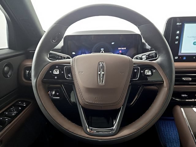 New 2026 Lincoln Aviator Reserve w/ Illumination Package RWD image 17