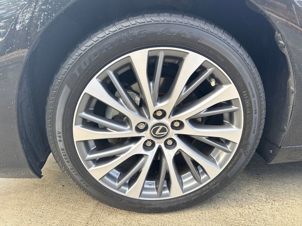 Used 2021 Lexus ES 350 w/ Premium Package image 11