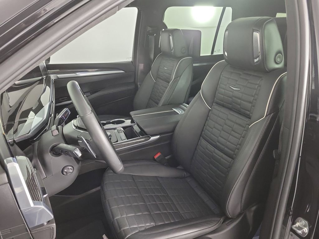 Certified 2025 Cadillac Escalade V w/ LPO, Floor Liner Package image 17