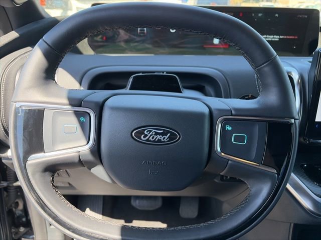 Used 2025 Ford Expedition Max Platinum w/ Stealth Performance Package image 16