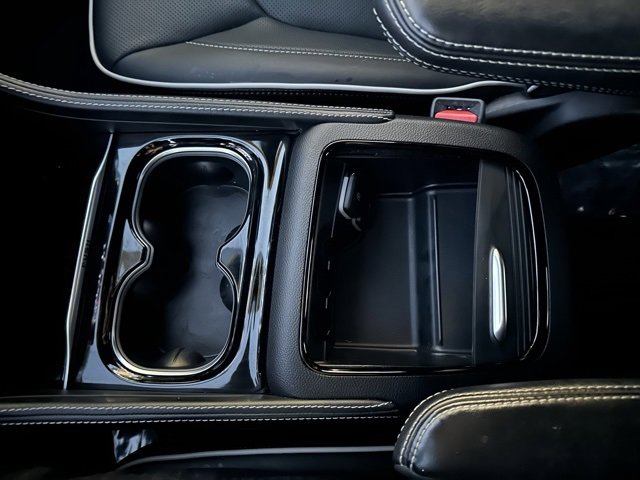 Used 2023 Chrysler Pacifica Limited w/ S Appearance Package image 28