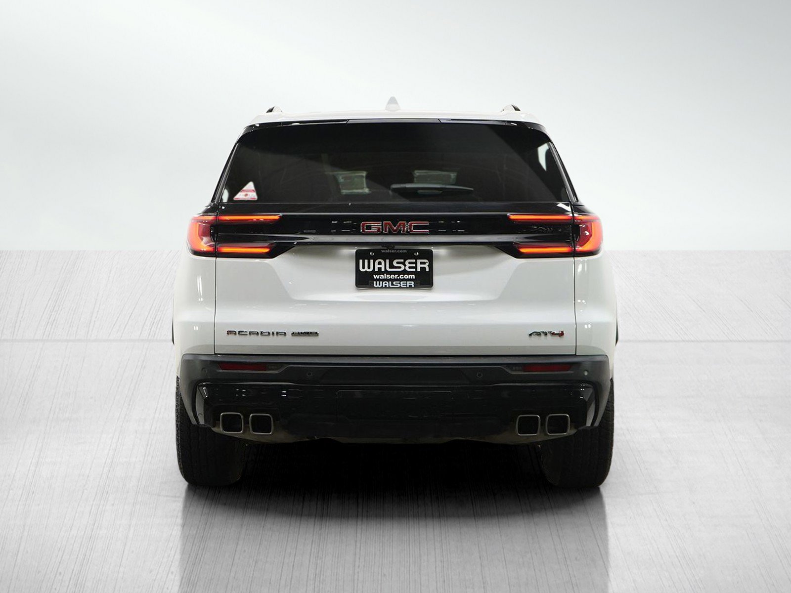 Used 2025 GMC Acadia AT4 AWD/4WD image 4