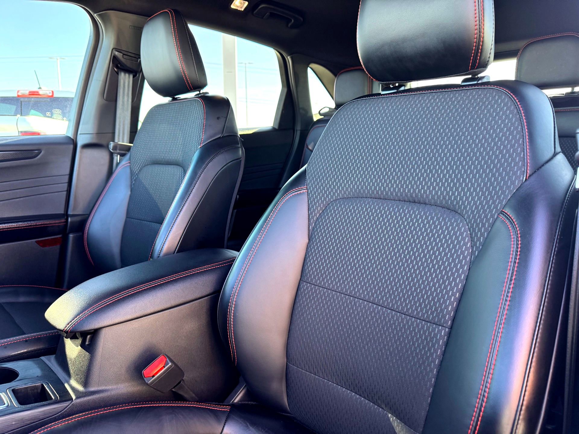 Used 2025 Ford Escape ST-Line w/ Tech Pack #1 image 14