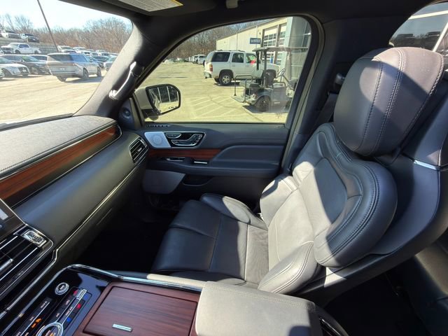 Used 2024 Lincoln Navigator Reserve AWD/4WD image 26
