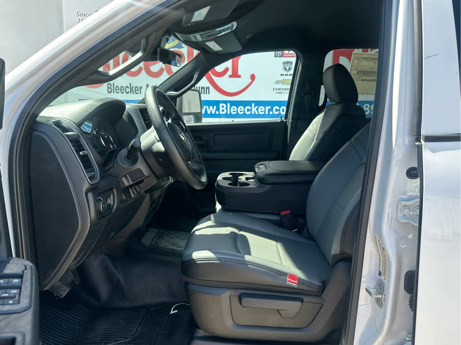 New 2026 RAM 4500 Tradesman w/ Chrome Appearance Group image 23