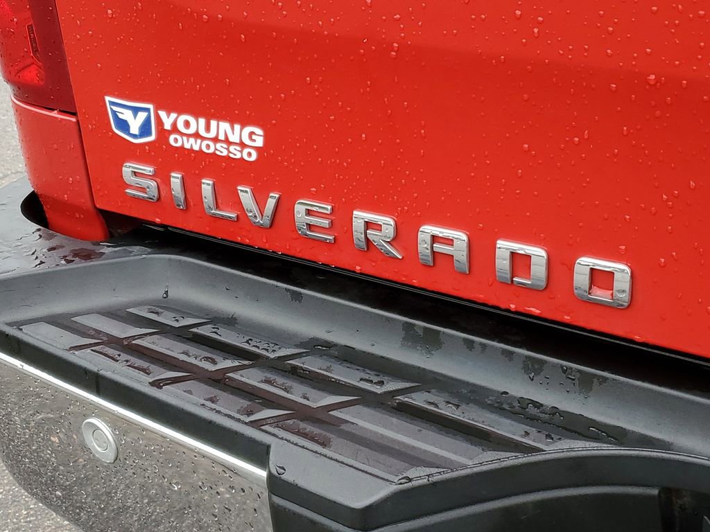 Used 2011 Chevrolet Silverado 2500 LTZ w/ LTZ Plus Package AWD/4WD image 30