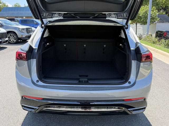 New 2026 Buick Envision Sport Touring AWD/4WD image 11