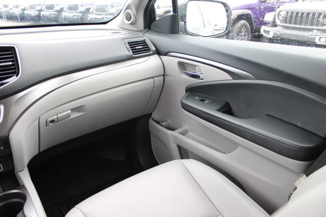 Used 2021 Honda Pilot Special Edition image 40