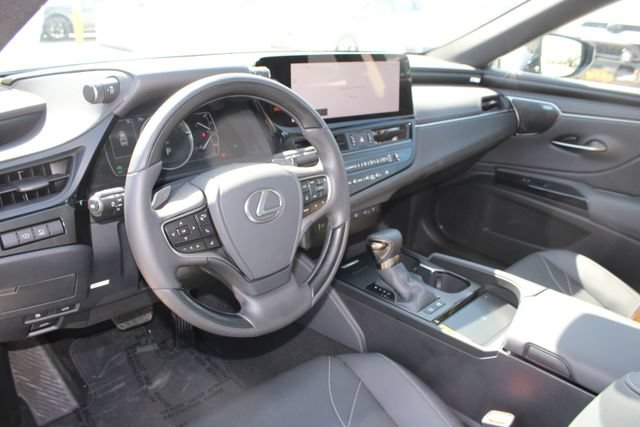 Certified 2025 Lexus ES 300h w/ Accessory Package (Z2) FWD image 12