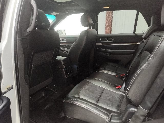 Used 2017 Ford Explorer Limited w/ Equipment Group 301A AWD/4WD image 17