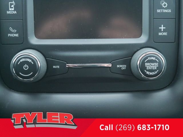 Used 2018 Jeep Compass Latitude w/ Cold Weather Group image 32