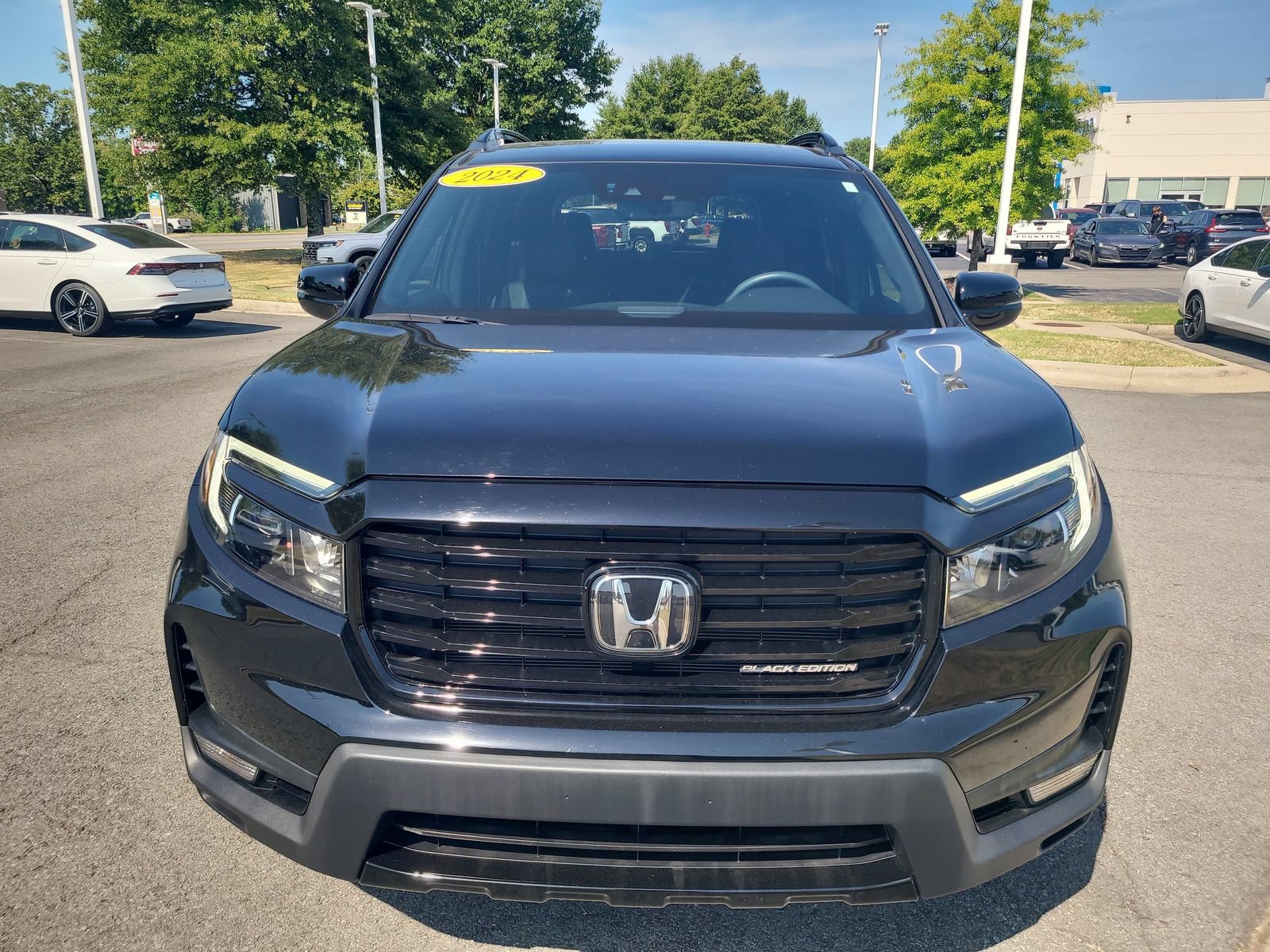 Certified 2024 Honda Passport Black Edition image 8