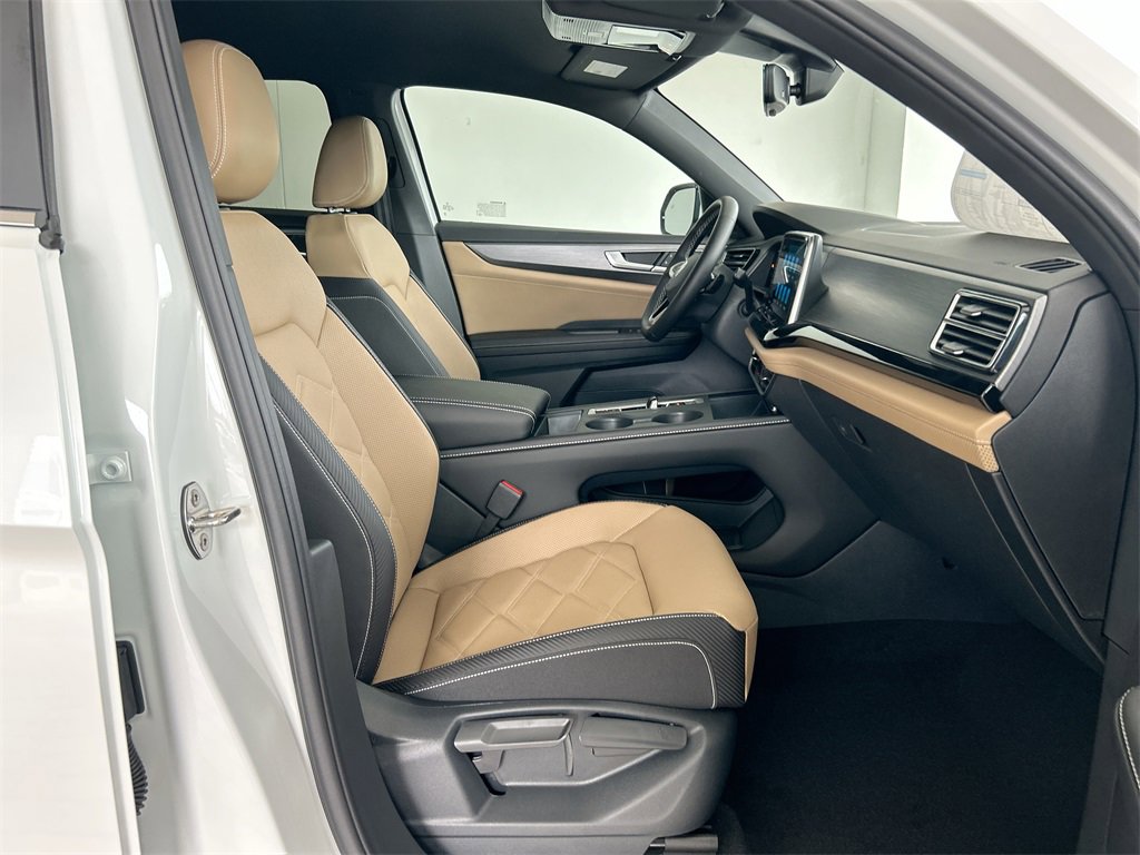 New 2026 Volkswagen Atlas Cross Sport SE image 36