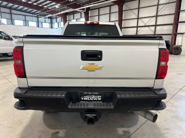 Used 2015 Chevrolet Silverado 2500 LTZ AWD/4WD image 8