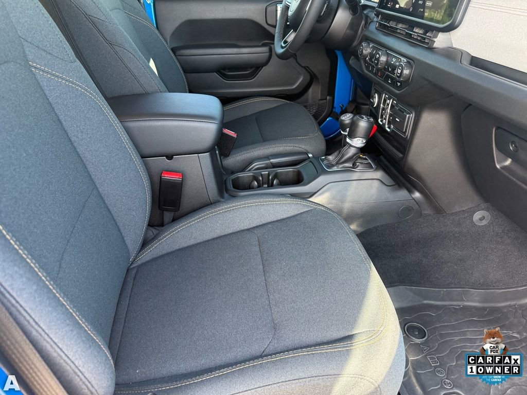 Certified 2025 Jeep Wrangler Sport S image 29