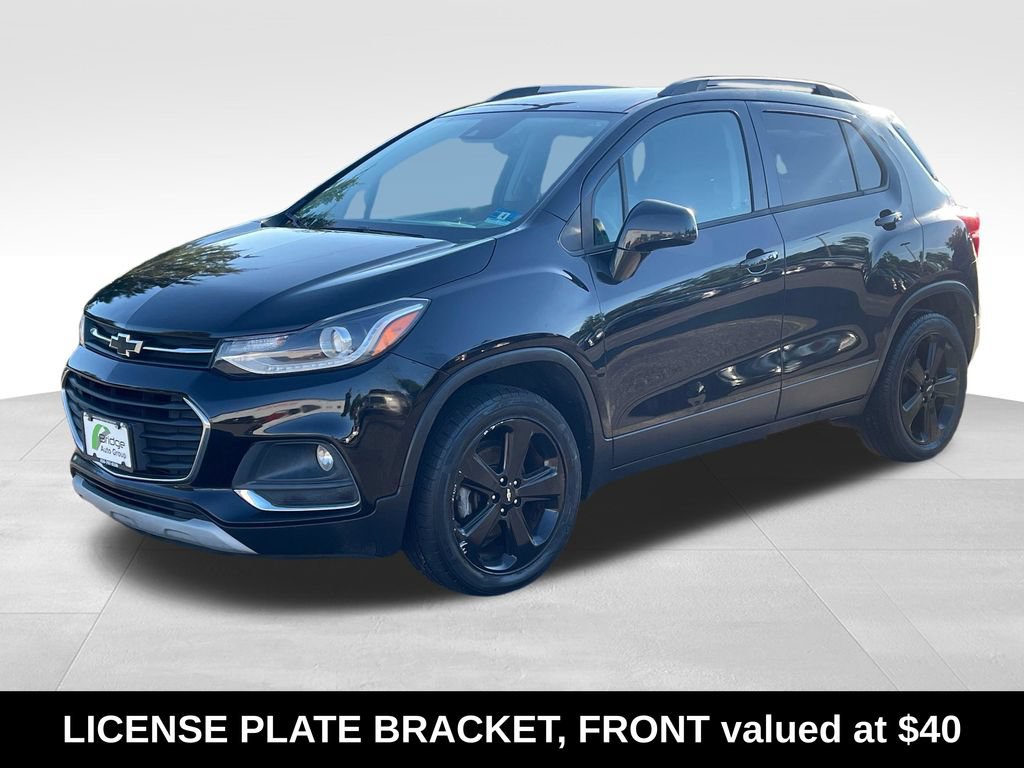 Used 2018 Chevrolet Trax Premier w/ Midnight Edition AWD/4WD image 4