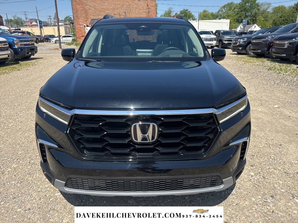 Used 2025 Honda Pilot Elite image 46