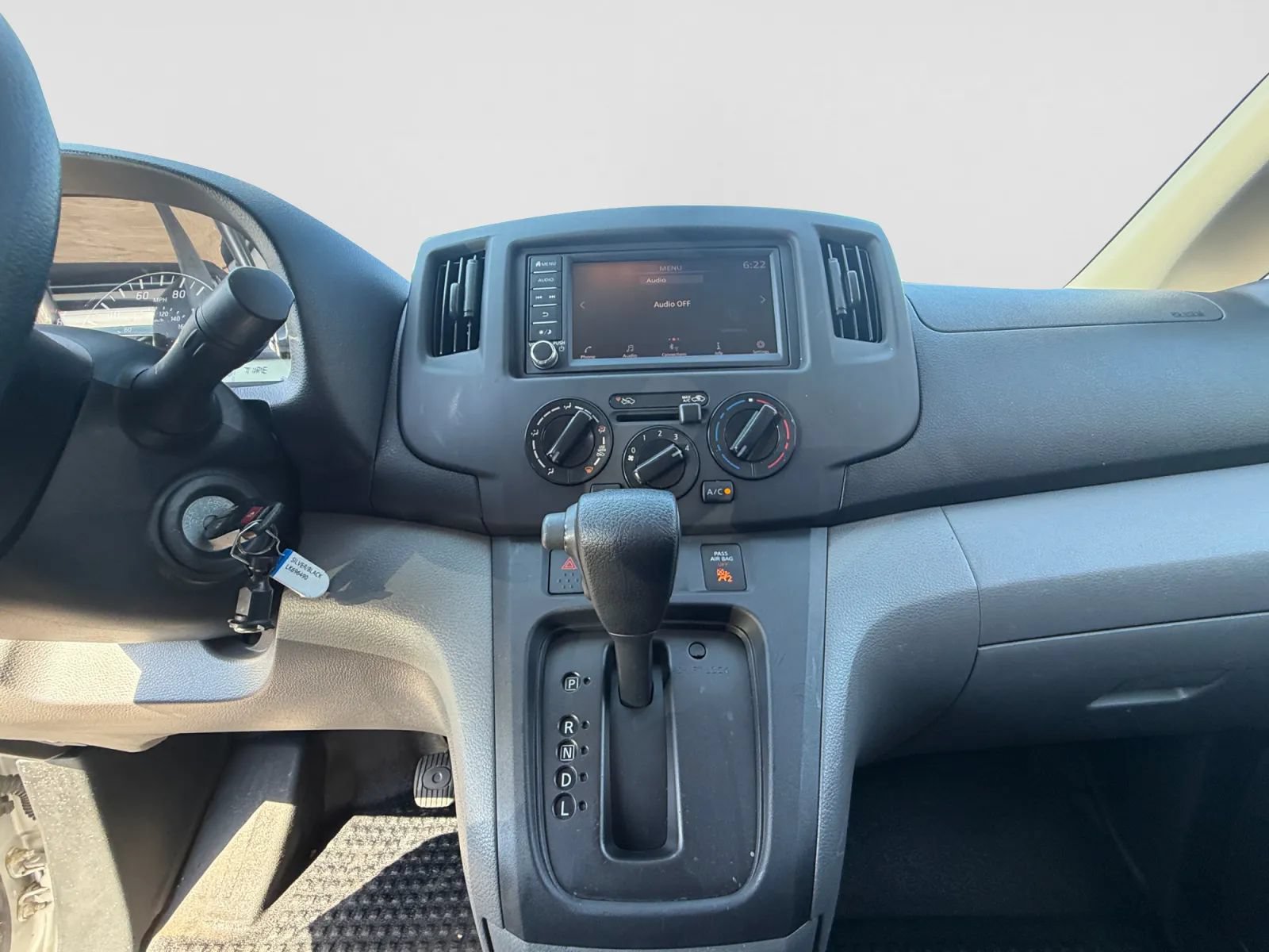 Used 2020 Nissan NV200 SV FWD image 18