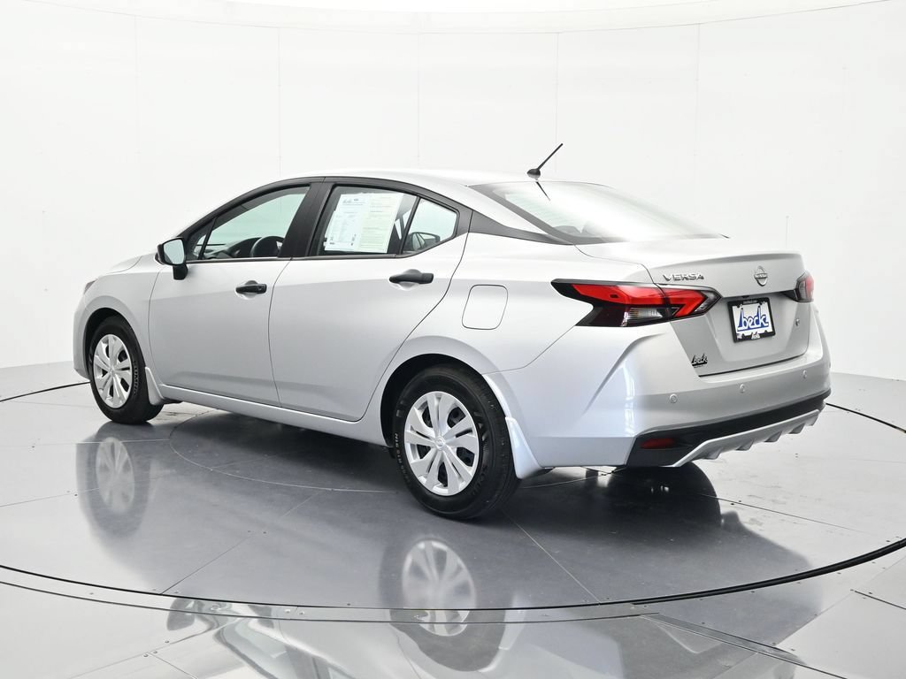 Used 2025 Nissan Versa S FWD image 7