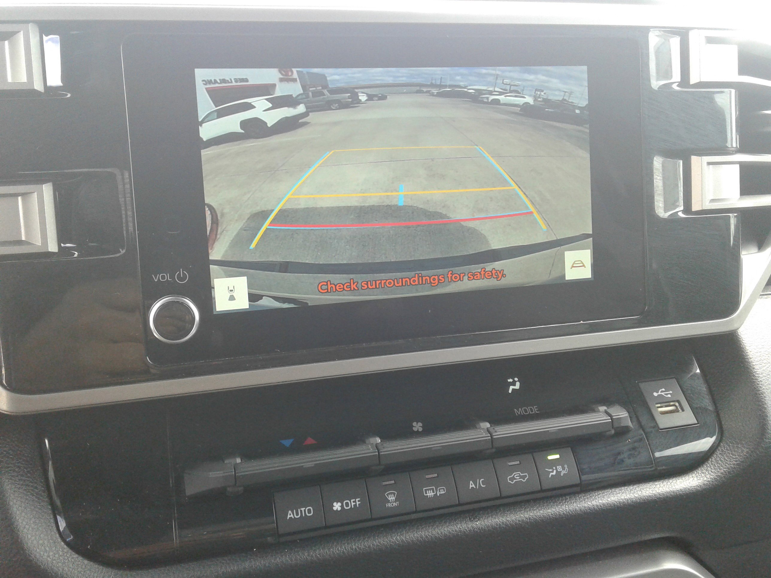 Used 2026 Toyota Tundra SR5 AWD/4WD image 18