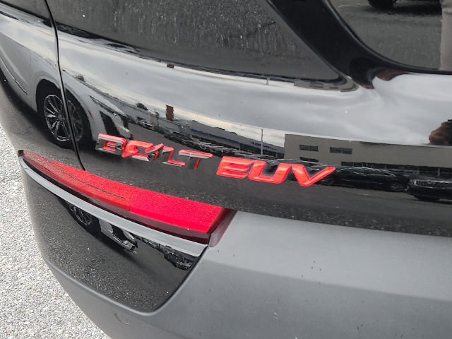 Used 2023 Chevrolet Bolt EUV LT w/ Convenience Package FWD image 29