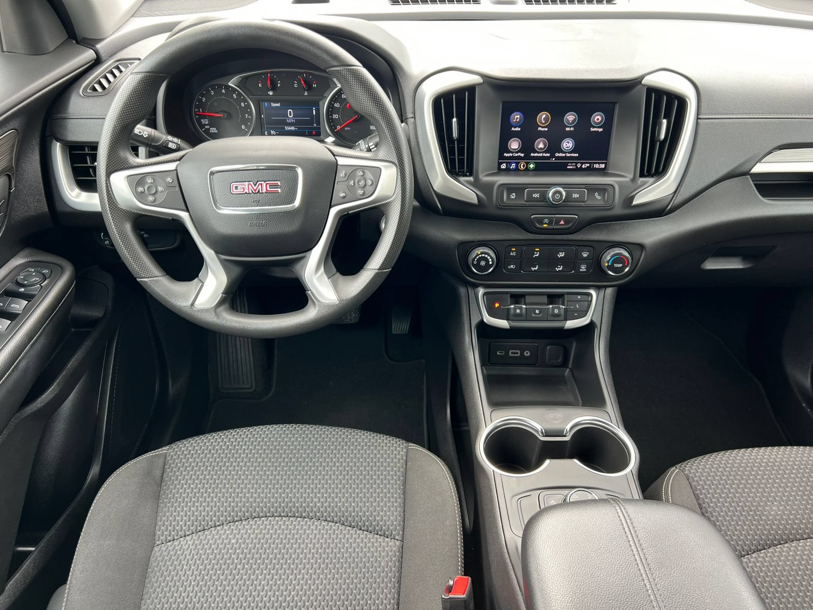 Used 2024 GMC Terrain SLE AWD/4WD image 2